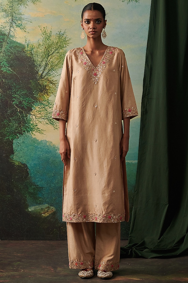 Soft Gold Silk Gota Hand Embroidered Kurta Set by RASHIKA MITTAL at Pernia's Pop Up Shop