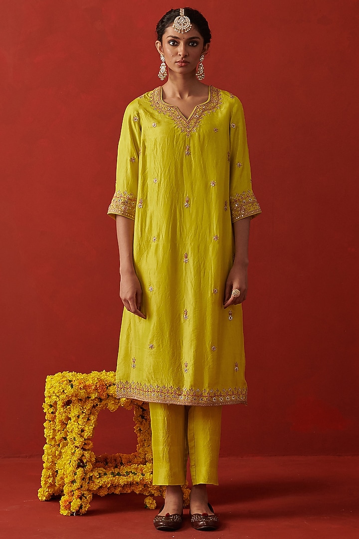 Lime Green Silk Floral Hand Embroidered Kurta Set by RASHIKA MITTAL at Pernia's Pop Up Shop