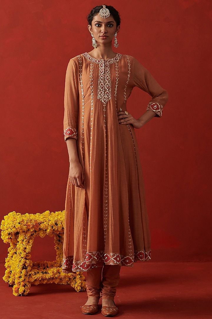 Cinnamon-Brown Chanderi Floral & Resham Embroidered Party Wear Anarkali Set by RASHIKA MITTAL at Pernia's Pop Up Shop