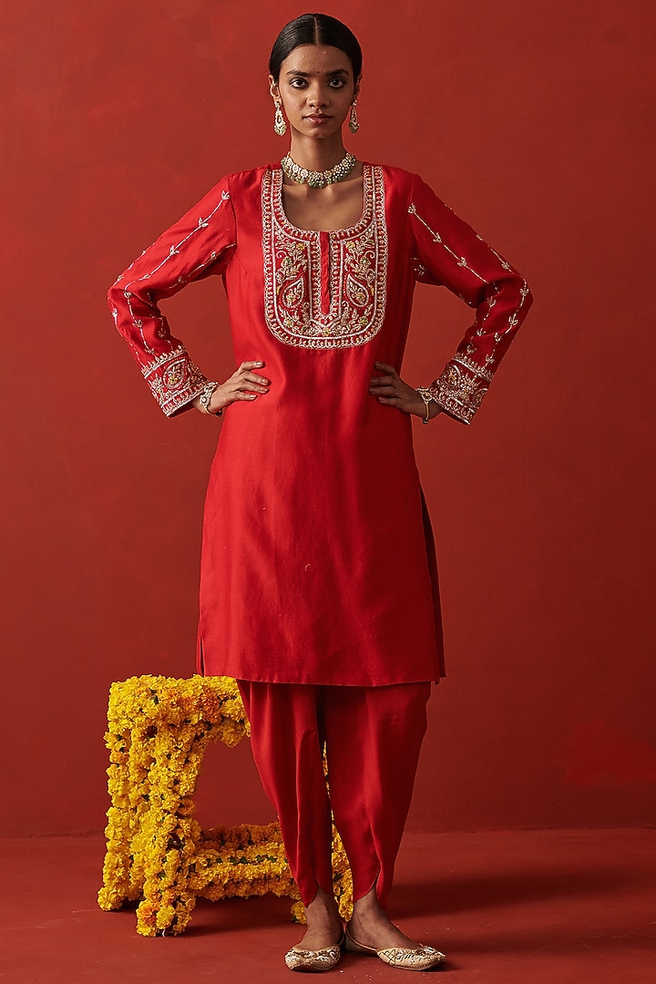 Red Chanderi Sequin Hand Embroidered Kurta Set by RASHIKA MITTAL at Pernia's Pop Up Shop