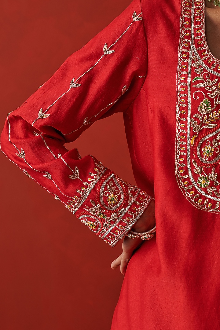 Red Chanderi Sequin Hand Embroidered Kurta Set by RASHIKA MITTAL at Pernia's Pop Up Shop