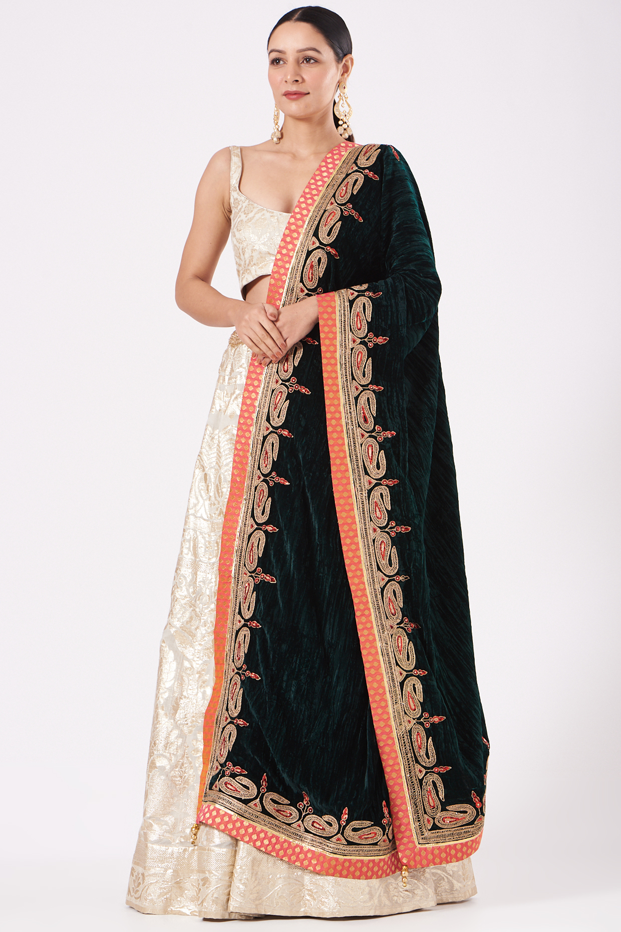 Emerald Green Velvet Embroidered Dupatta by RANG by Manjula Soni at Pernia's Pop Up Shop