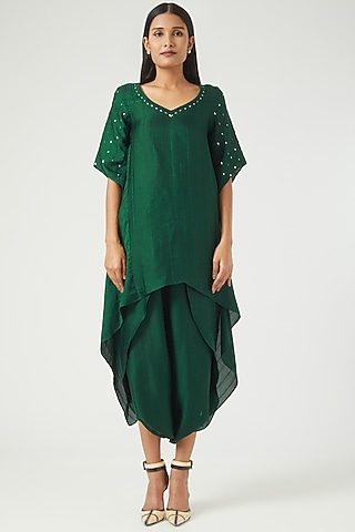 Emerald Green Silk Satin Kurta Set by Ranng