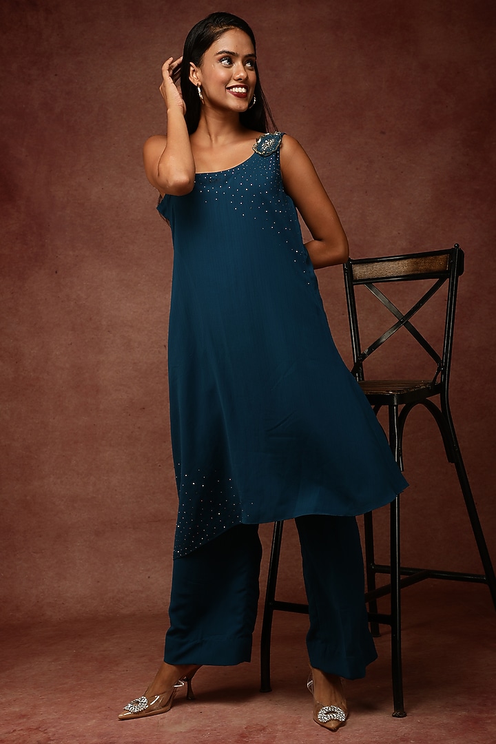 Navy Blue Spun High-Low Kurta Set by Ranng at Pernia's Pop Up Shop