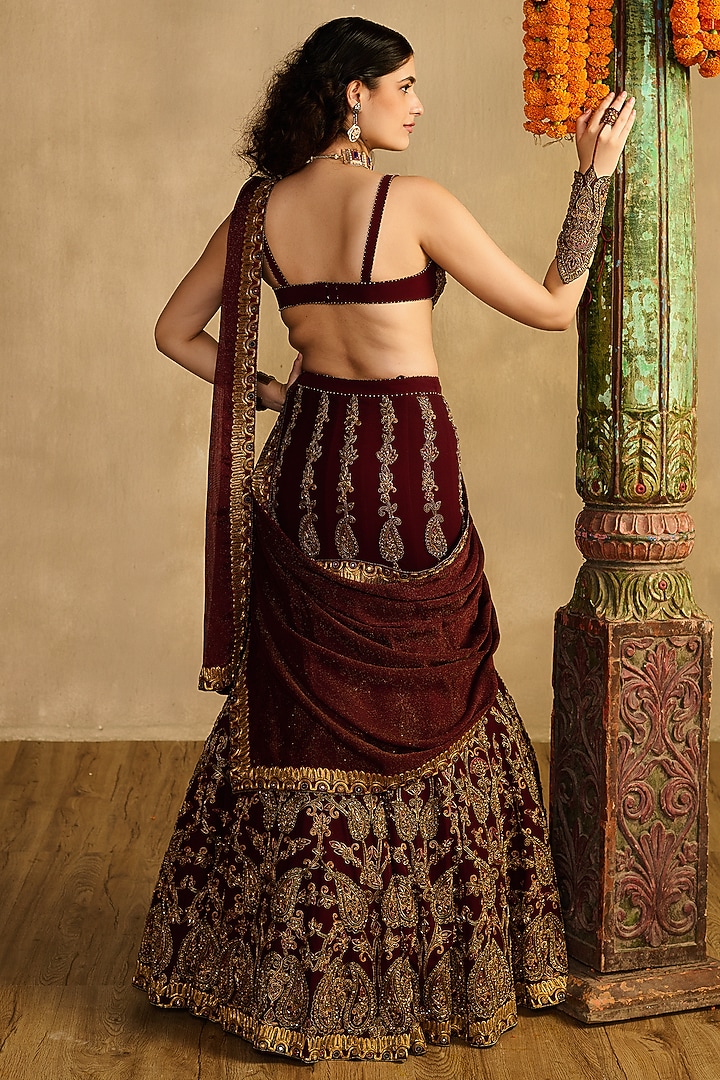 Maroon Double Georgette Banaja Embroidered Flared Bridal Lehenga Set by Reeti Arneja at Pernia's Pop Up Shop