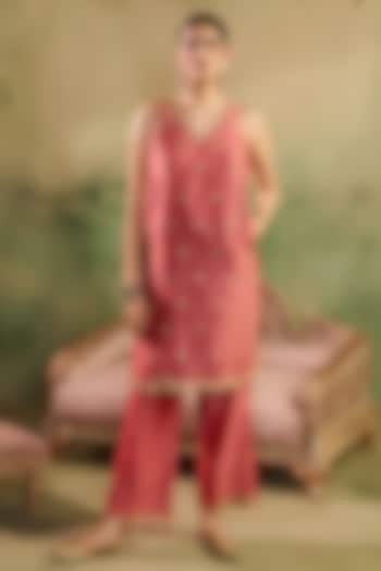 Pink Chanderi Motif Embroidered Kurta Set by Reeti Arneja at Pernia's Pop Up Shop