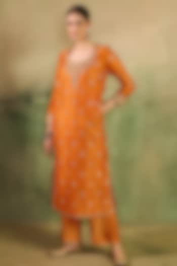 Orange Chanderi Gold Embroidered Kurta Set by Reeti Arneja at Pernia's Pop Up Shop
