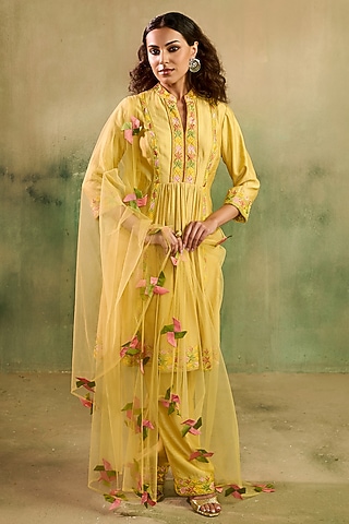 Yellow Chanderi 3D Applique Embroidered Flared Kurta Set by Reeti Arneja