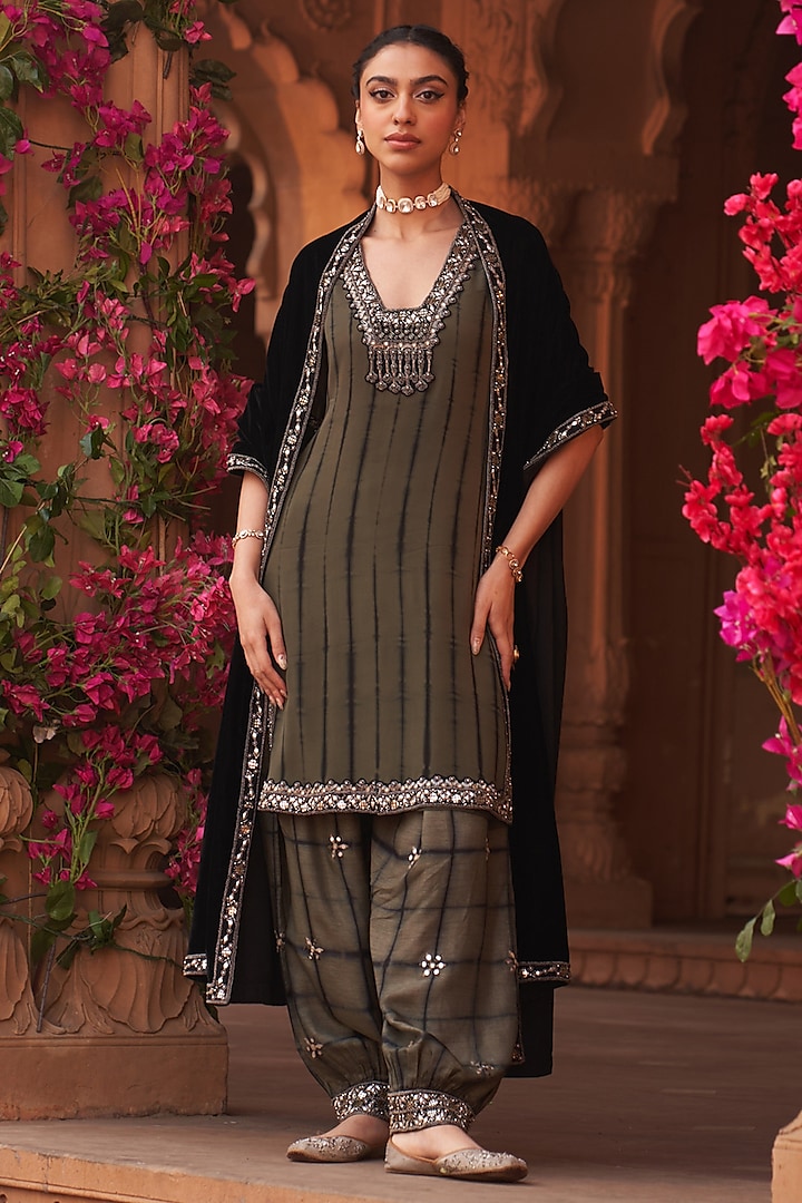 Dull Olive Georgette Patra Embellished Tie-Dye Kurta Set by Reeti Arneja at Pernia's Pop Up Shop