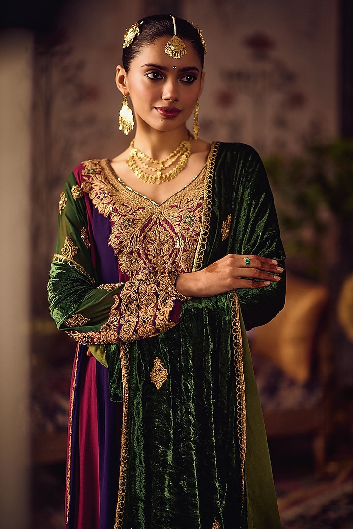 Emerald Georgette Zardosi Embroidered Kurta Set by Reeti Arneja at Pernia's Pop Up Shop