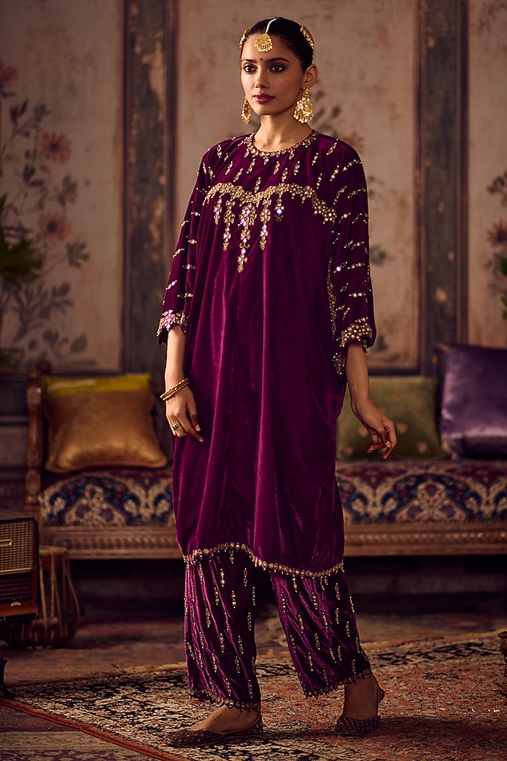 Plum Wine Velvet Hand Embroidered Kurta Set by Reeti Arneja at Pernia's Pop Up Shop