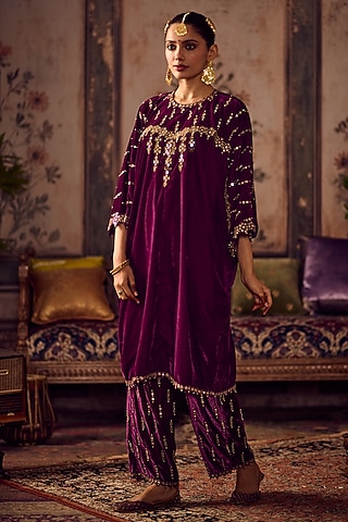 Plum Wine Velvet Hand Embroidered Kurta Set by Reeti Arneja