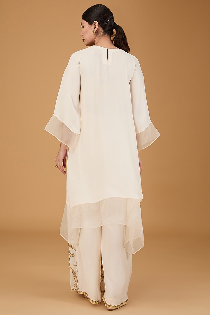 Ivory Double Georgette Hand Embroidered Kurta Set by Reeti Arneja at Pernia's Pop Up Shop
