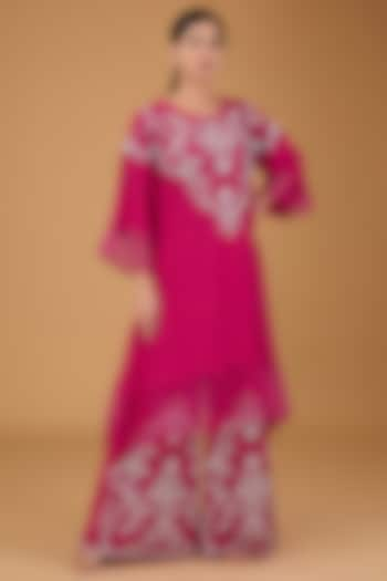 Fuchsia Pink Double Georgette Hand Embroidered Kurta Set by Reeti Arneja at Pernia's Pop Up Shop