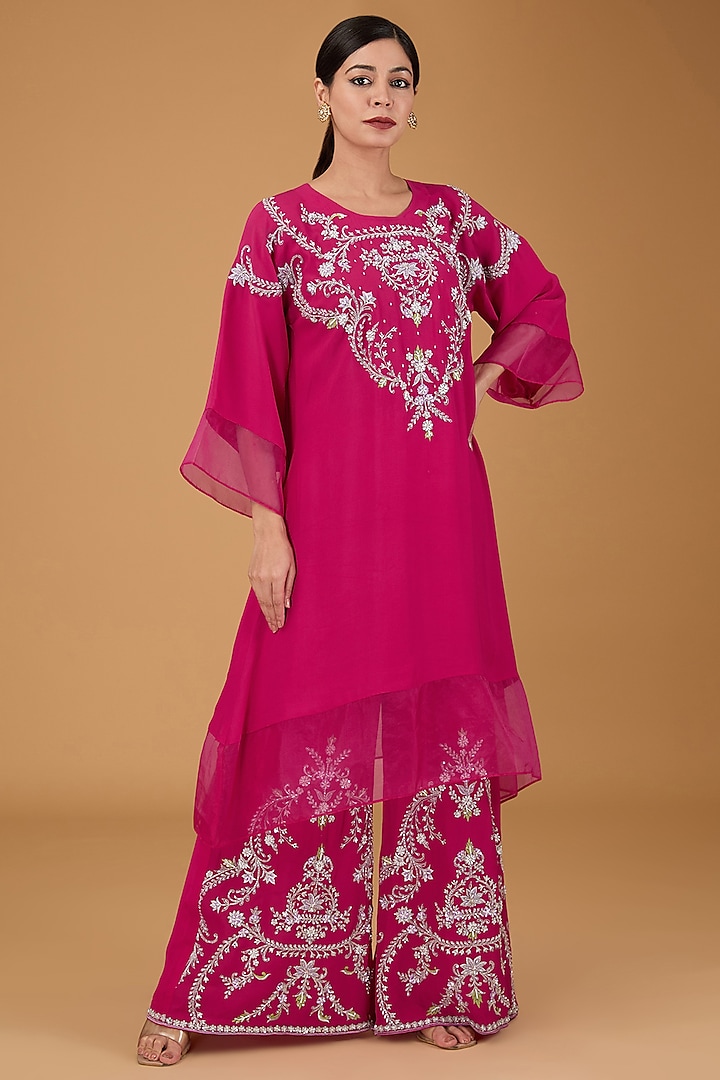 Fuchsia Pink Double Georgette Hand Embroidered Kurta Set by Reeti Arneja at Pernia's Pop Up Shop