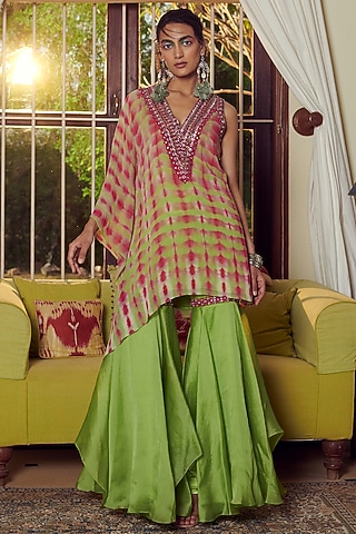 Lime Green Organza Shibori Kaftan Set by Reeti Arneja