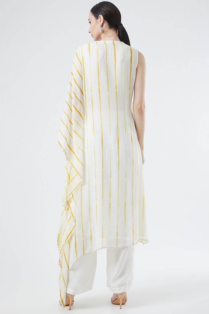 Yellow & White Printed Kaftan Set by Reeti Arneja at Pernia's Pop Up Shop
