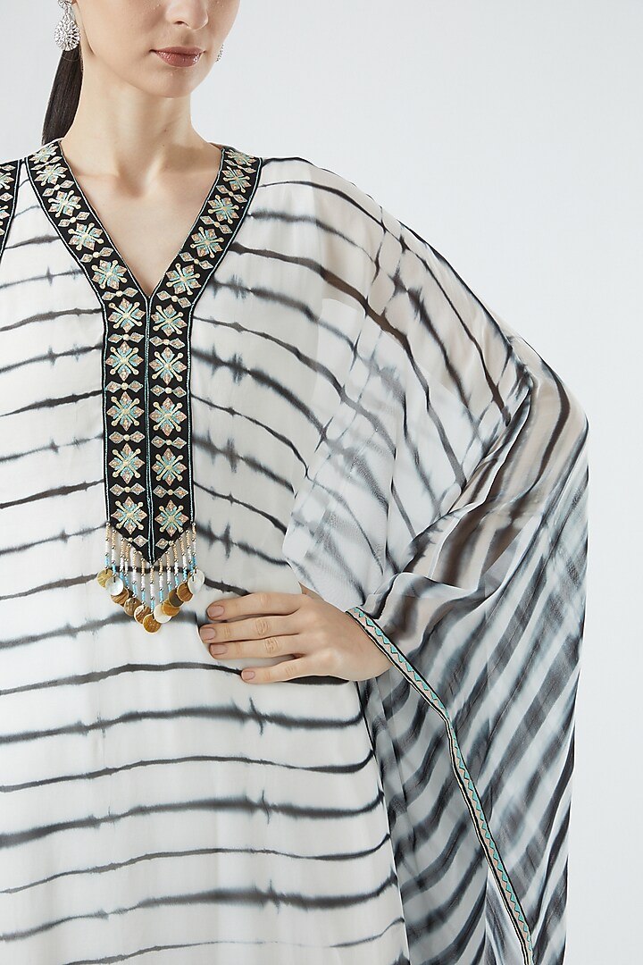 Black & White Printed Kaftan Set by Reeti Arneja at Pernia's Pop Up Shop