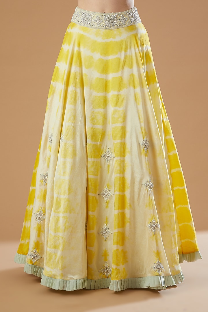 Ivory & Yellow Organza Printed Wedding Lehenga Set by Reeti Arneja at Pernia's Pop Up Shop
