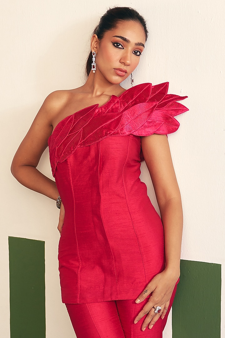 Magenta Pink Dupion Silk & Pleated Satin Co-Ord Set by THE KLUB BY REETI ARNEJA at Pernia's Pop Up Shop