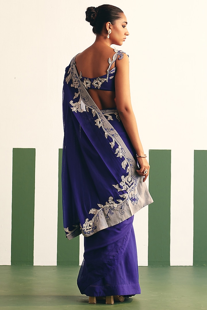 Ink Blue Organza Pre-stitched Embroidered Party Wear Saree Set by THE KLUB BY REETI ARNEJA at Pernia's Pop Up Shop