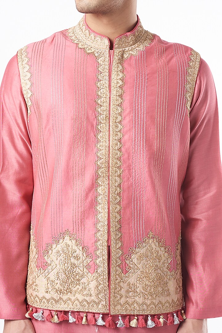 Pink Chanderi Handloom Kurta Set With Jacket by Rar Studio Men at Pernia's Pop Up Shop