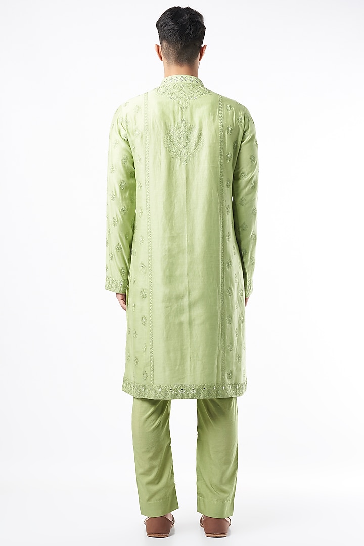 Mint Chanderi Handloom Aari Embroidered Kurta Set by Rar Studio Men at Pernia's Pop Up Shop