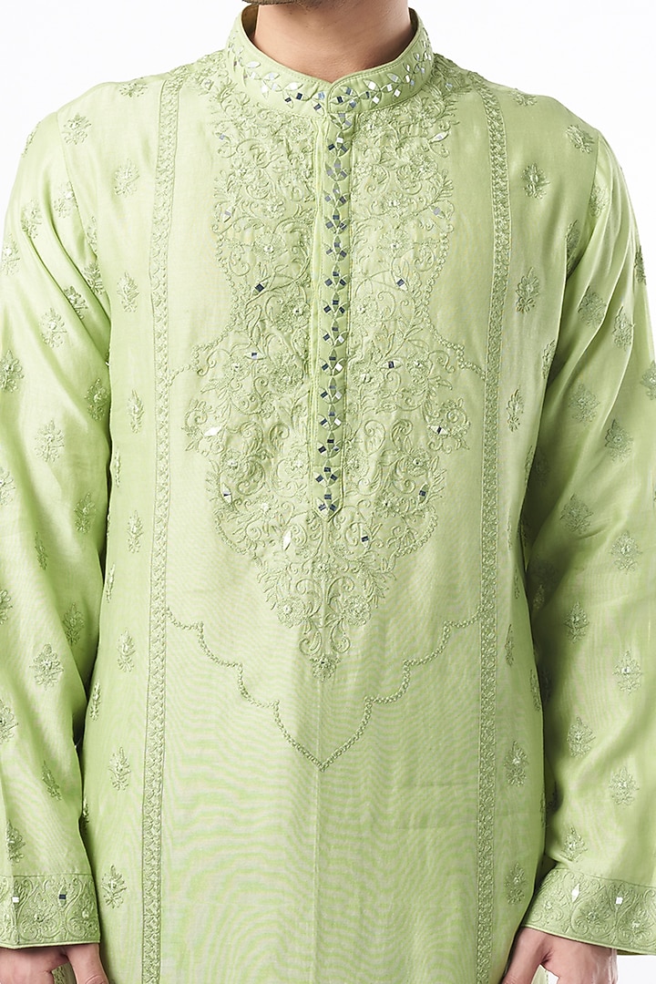 Mint Chanderi Handloom Aari Embroidered Kurta Set by Rar Studio Men at Pernia's Pop Up Shop