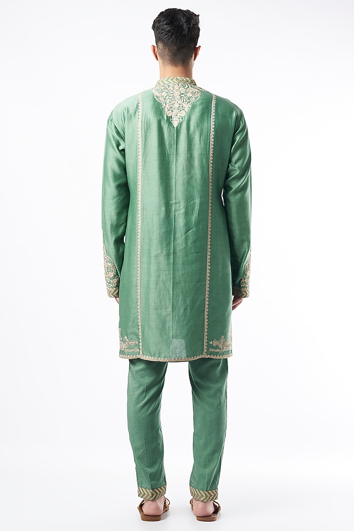 Moss Green Chanderi Handloom Zari Embroidered Kurta Set by Rar Studio Men at Pernia's Pop Up Shop