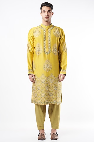 Yellow Hand Embroidered Kurta Set by Rar Studio Men