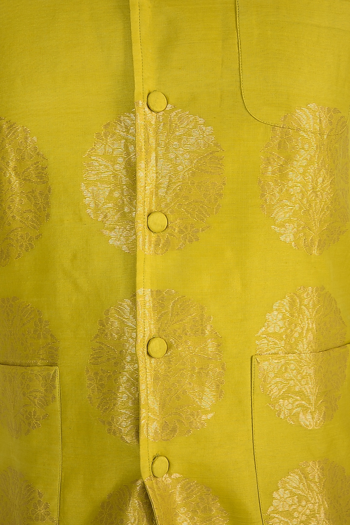 Mustard Handloom Chanderi Boota Embellished Bundi Jacket by Rar Studio Men at Pernia's Pop Up Shop