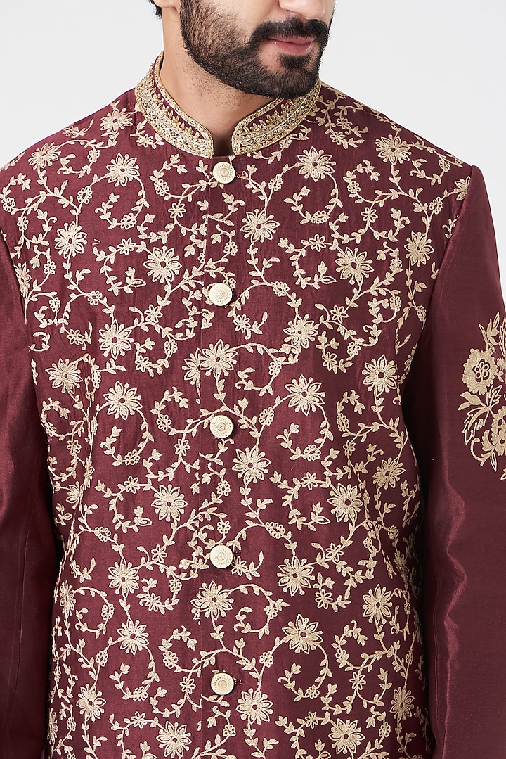 Maroon Chanderi Handloom Floral Jaal Embroidered Groom Sherwani Set by Rar Studio Men at Pernia's Pop Up Shop