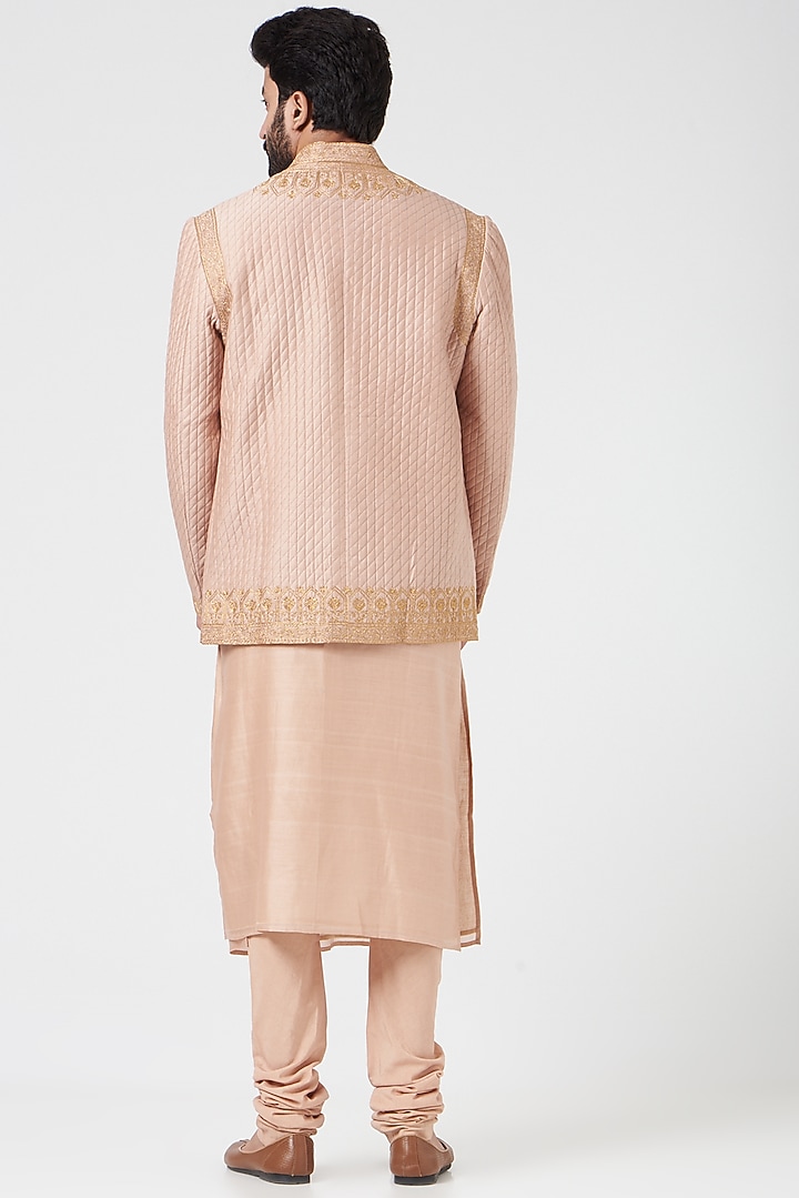 Blush Pink Kurta Set With Bundi Jacket by Rar Studio Men at Pernia's Pop Up Shop