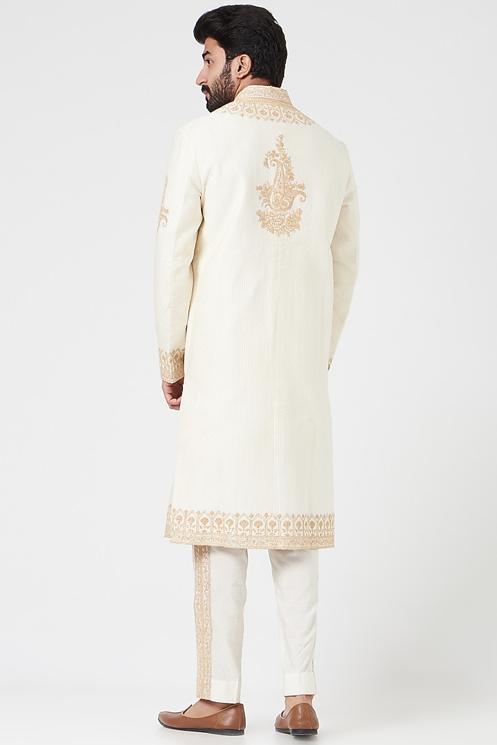 Ivory Embroidered Wedding Sherwani Set by Rar Studio Men at Pernia's Pop Up Shop