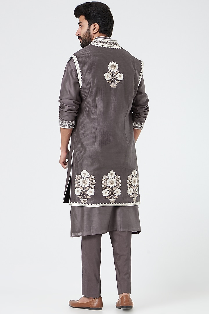 Grey Embroidered Indo Western Set by Rar Studio Men at Pernia's Pop Up Shop