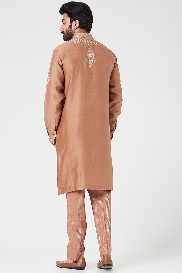 Copper Embroidered Kurta Set by Rar Studio Men at Pernia's Pop Up Shop