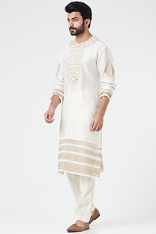 Ivory Embroidered Kurta Set by Rar Studio Men