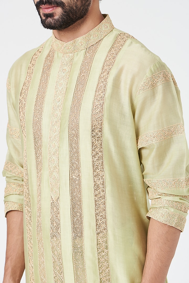 Mint Green Chanderi Handloom Embroidered Kurta Set by Rar Studio Men at Pernia's Pop Up Shop