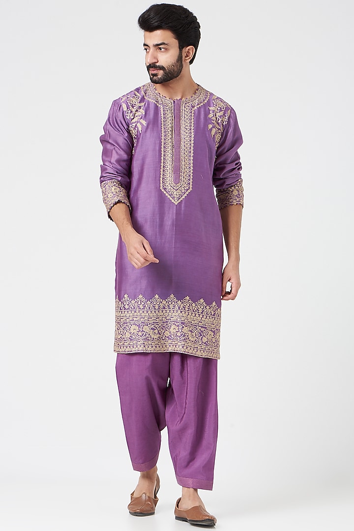 Purple Embroidered Kurta Set by Rar Studio Men