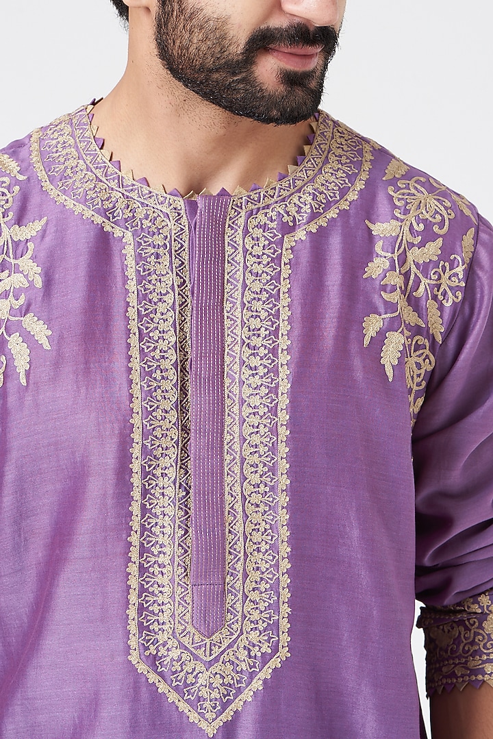 Purple Embroidered Kurta Set by Rar Studio Men at Pernia's Pop Up Shop