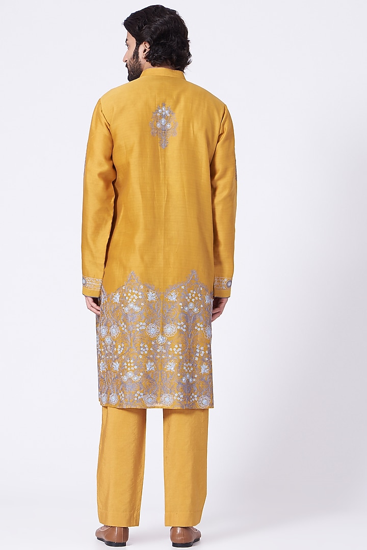 Citrus Yellow Aari Embroidered Kurta Set by Rar Studio Men at Pernia's Pop Up Shop