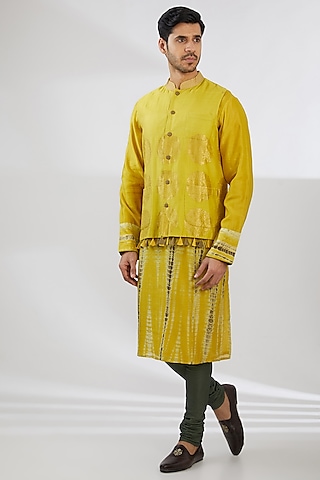 Mustard Silk & Cotton Dori Embroidered Nehru Jacket Set by Rar Studio Men