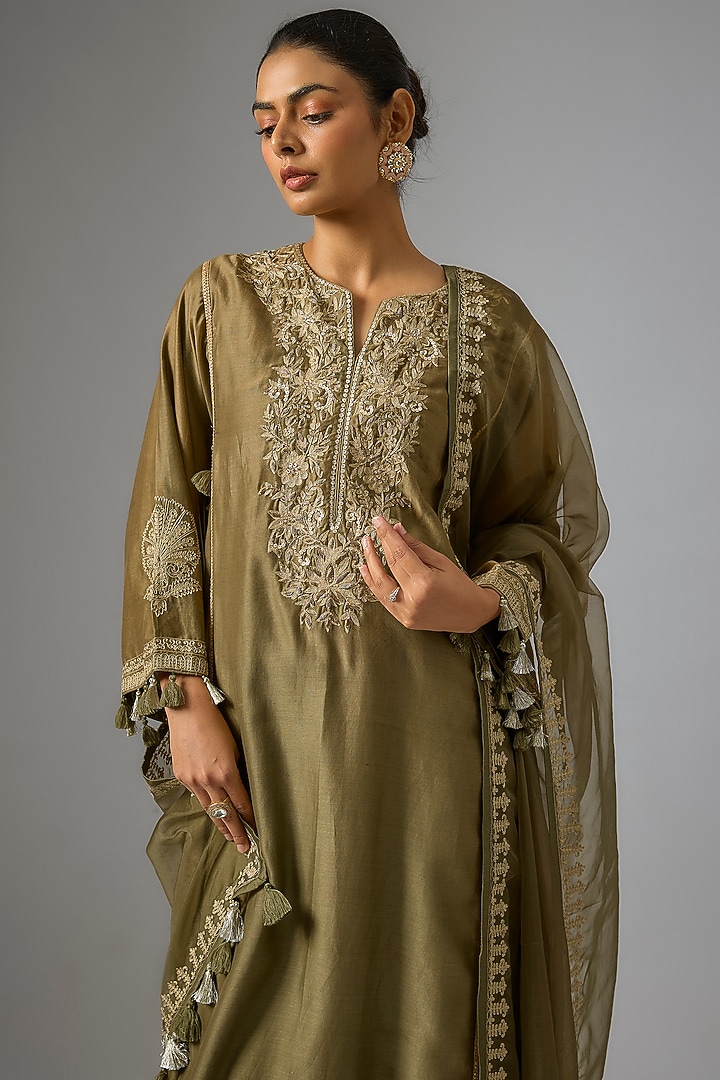 Olive Chanderi Silk Aari Embroidered Kurta Set by RAR Studio at Pernia's Pop Up Shop