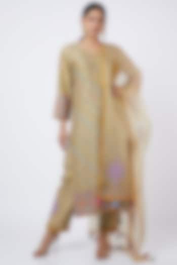 Mint Green Aari Embroidered Kurta Set by RAR Studio at Pernia's Pop Up Shop