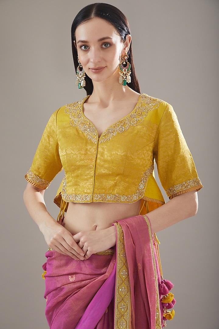 Magenta Chanderi Embroidered Reception Saree Set by RAR Studio at Pernia's Pop Up Shop