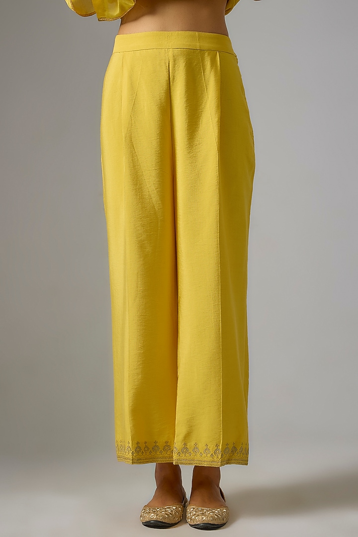 Mustard Chanderi Silk Dori Hand Embroidered Kaftan Set by RAR Studio at Pernia's Pop Up Shop