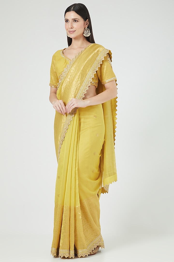 Mustard Handloom Chanderi Aari Hand Embroidered Wedding Saree Set by Rar Studio at Pernia's Pop Up Shop