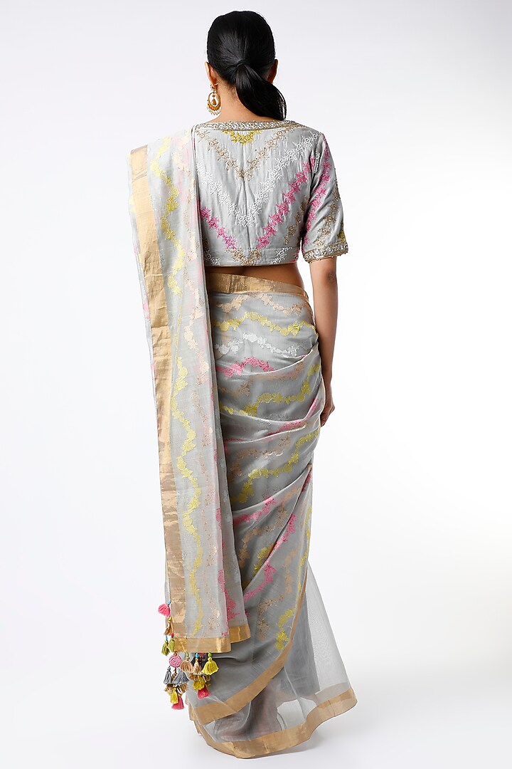 Grey Silk & Chanderi Wedding Saree Set by Rar Studio at Pernia's Pop Up Shop
