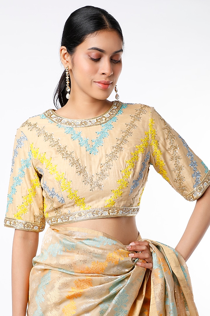 Beige Silk Wedding Saree Set by Rar Studio at Pernia's Pop Up Shop