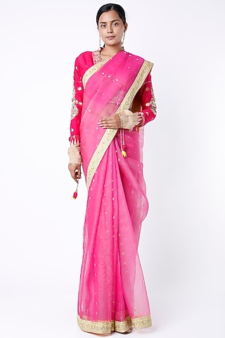 Magenta Hand Embroidered Saree Set by Rar Studio